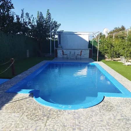 Tiny Muestakil Havuzlu Ev * Belek