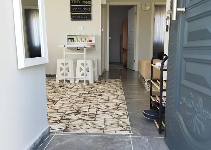 Semesterbostad Tiny Muestakil Havuzlu Ev