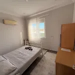 بيت للعطل Tiny Muestakil Havuzlu Ev بيليك