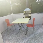 Tiny Muestakil Havuzlu Ev بيت للعطل *